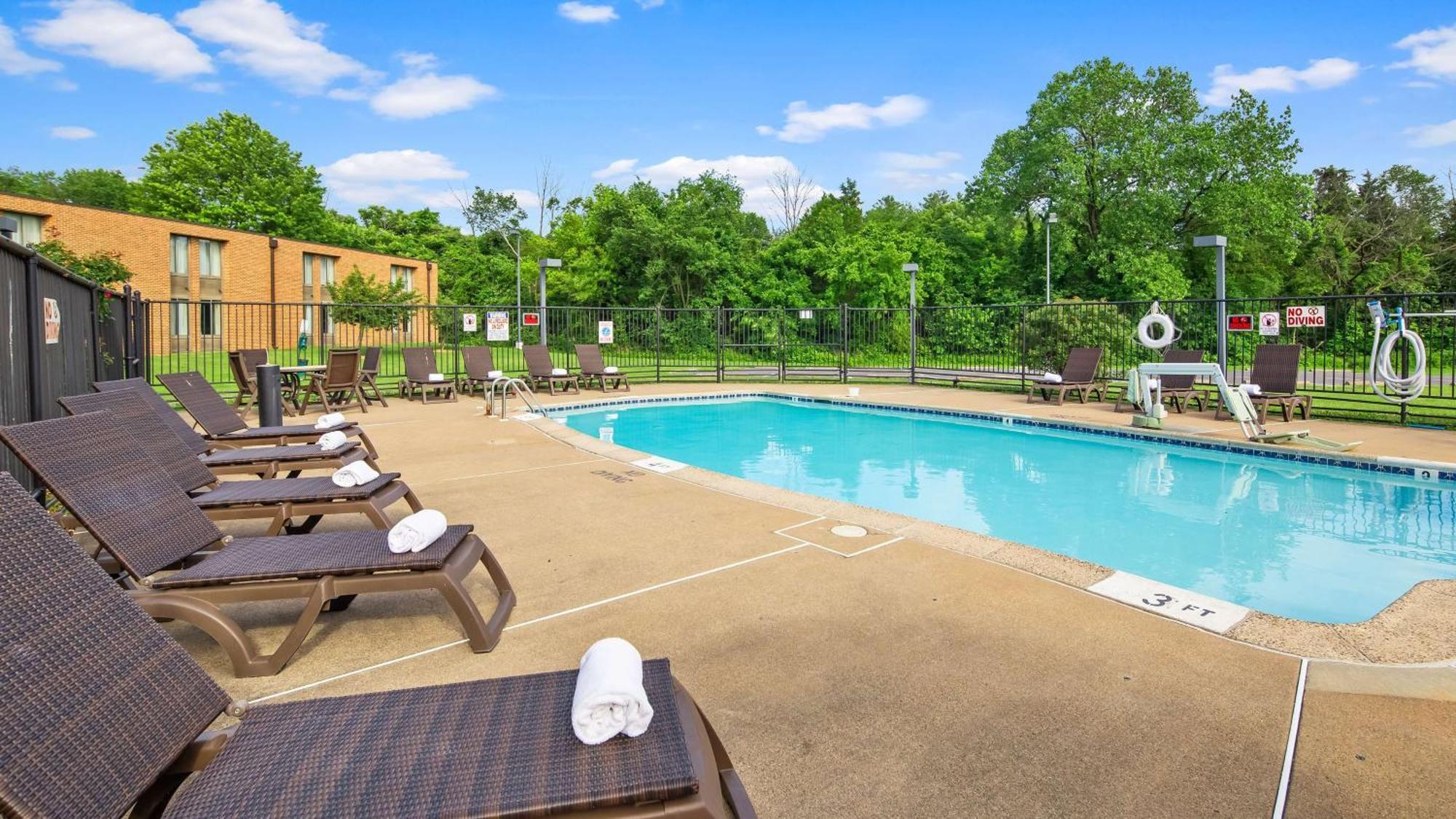 Best Western Leesburg Exterior photo